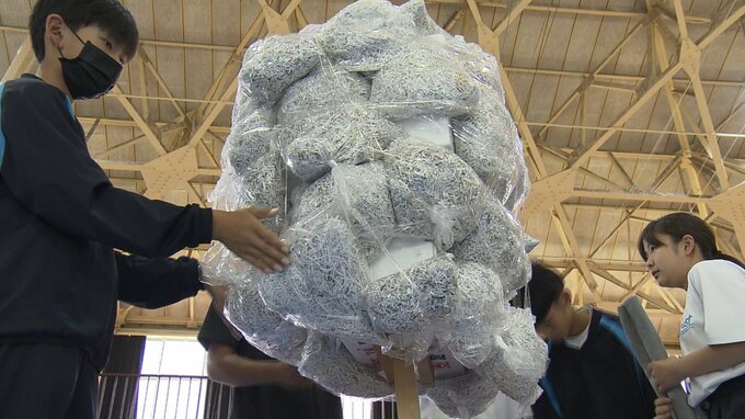 国道280号沿いを「かかし」で飾り付ける秋の風物詩「かかしロード280」に向け　中学生たちがオリジナルかかし作りに挑戦！　|　青森のニュース│ATV NEWS│青森テレビ