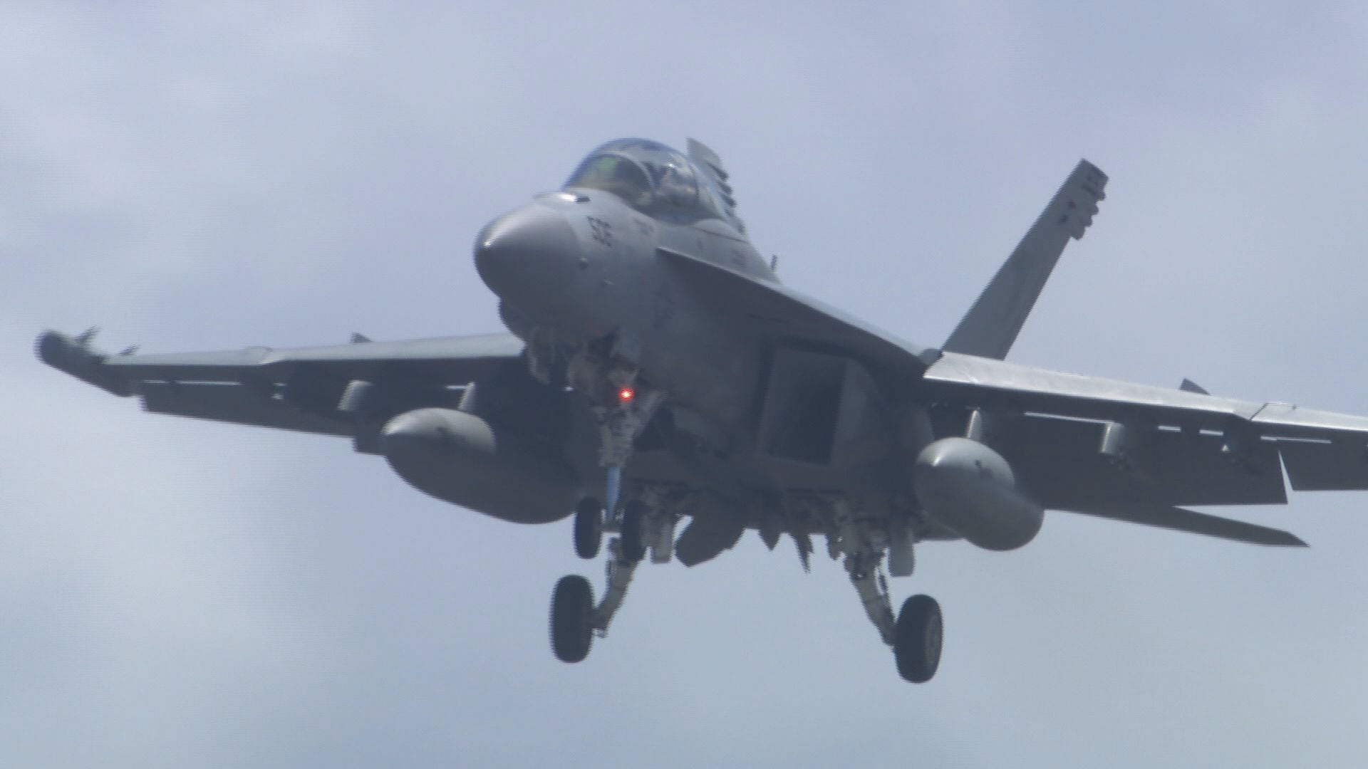 アメリカ軍空母艦載機模擬着艦訓練FCLP 岩国基地で実施しないで