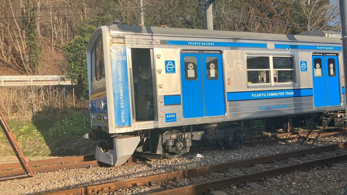 【速報】富士急行線の列車が脱線　一部区間で運転を再開