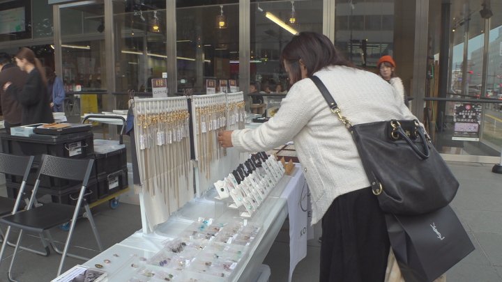 日本一の生産量のジュエリーをPR　インフルエンサーMINAMIさんも登場　やまなしJewelry Week