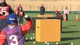 雪玉はテニスボール 紫波町などから小学生100人が出場し雪合戦大会始まる 盛岡市|TBS NEWS DIG