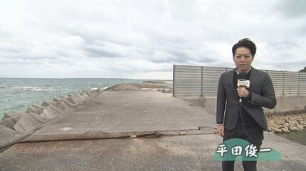 神の島」と呼ばれる久高島 12年に一度行われた祭祀「イザイホー」や