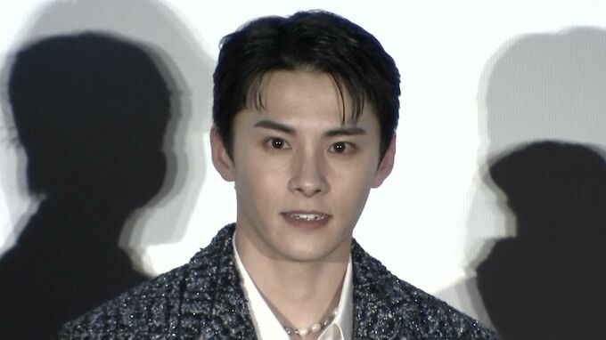 【JO1 川西拓実】泣き顔の桜田ひよりを「撮らないで」と優しくガード|TBS NEWS DIG