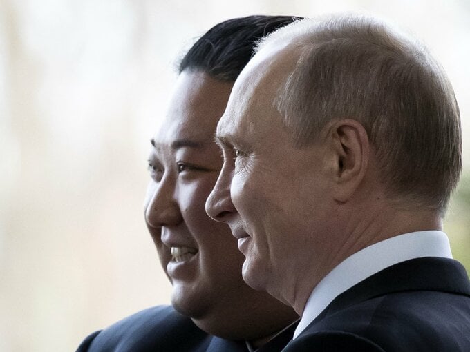 プーチン大統領、北朝鮮の金正恩氏と電話会談－米国との会談前に