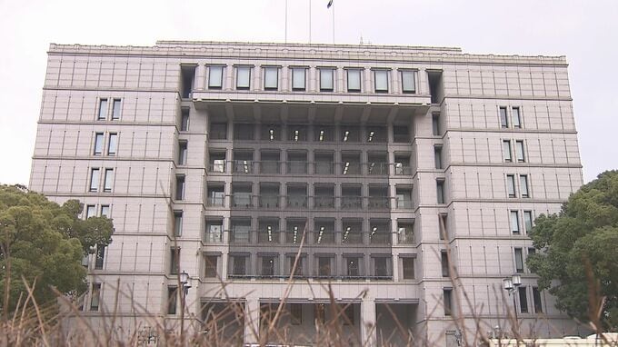 キー型カメラで盗撮か…性的サービス受ける際に女性従業員を撮影疑い　大阪市立小学校の59歳校長を書類送検|TBS NEWS DIG