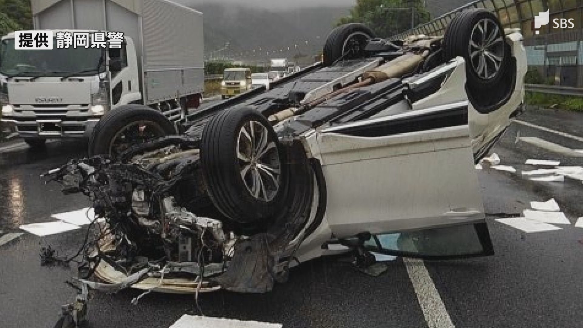 重大事故事典　東日本 東名、新東名で車の横転事故相次ぐ 一時通行規制も 大雨の影響か 降雨