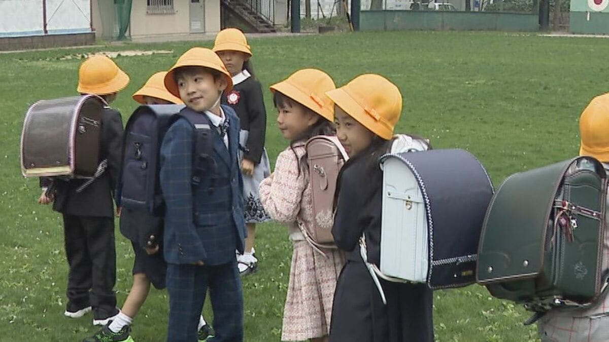 バレエ　5着まとめオレンジ ワンピース　緑の帽子付　小学校1年生 img_35031d03b5d7bdeffe67fc2a75