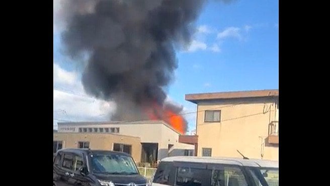 【速報】大分市中心部の住宅街で火災　延焼中　