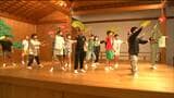 毎年恒例の小学生に"日本舞踊や茶道"を体験してもらい伝統文化に触れてもらおうという教室が開かれる 宮城・白石市|TBS NEWS DIG