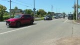 横断歩道のない道路を横断中、乗用車にはねられる　70代の女性が頭にすり傷を負い病院搬送　会話でき意識あり　北海道三笠市|TBS NEWS DIG