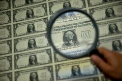 ドルは９年ぶり大幅高に、米利下げ観測後退や関税強化見通しが追い風| TBS CROSS DIG with Bloomberg