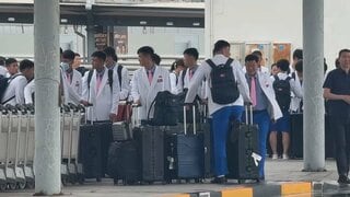 アジア大会愛知 北朝鮮は最大規模180人超 サッカー女子代表らが経由地の北京着 | TBS CROSS DIG with Bloomberg