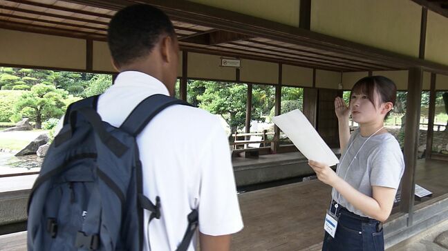 大学生が後楽園で外国人向け観光ガイドに挑戦 ガイドのスキルなどを学ぶ【岡山】|TBS NEWS DIG