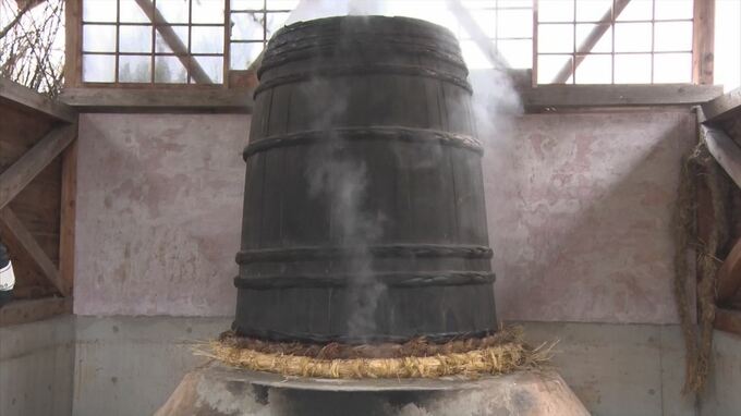 冬の到来告げる「そどり」始まる　石州勝地半紙の工房　巨大桶から上がる湯気　　|　BSSニュース | BSS山陰放送