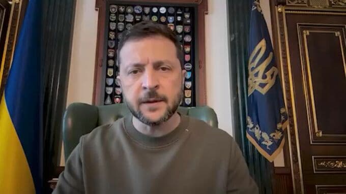 ウクライナ・ゼレンスキー大統領「占領者に土地を譲るつもりない」と否定　ロシアとの停戦交渉めぐりトランプ大統領の「領土の交換」発言に|TBS NEWS DIG