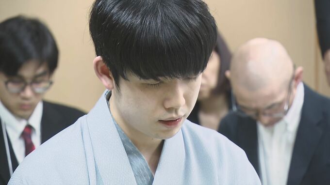 将棋「名人戦」第1局は藤井聡太八冠が勝利　タイトル戦16連勝　最も歴史あるタイトル戦　東京・文京区|TBS NEWS DIG