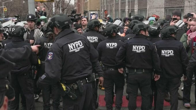 「殺傷能力ある爆発物だった」NY市長公邸近くに投げ込まれる　2人を拘束　テロの疑いで捜査|TBS NEWS DIG