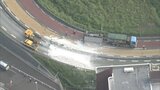 【北九州市都市高速】トレーラーが横転し建築廃材の石膏ボードが散乱 紫川JCTが閉鎖・渋滞も | 福岡のニュース|RKB NEWS|RKB毎日放送