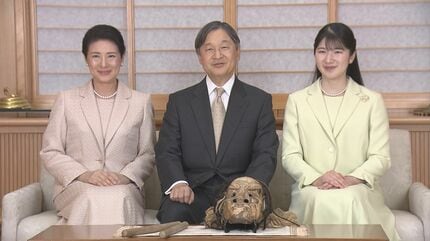 天皇皇后両陛下と愛子さまが黙祷「沖縄慰霊の日」にあたり皇居・御所で