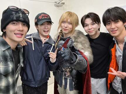 M!LK・佐野勇斗 】 吉田仁人の主演舞台を メンバーと観劇 「友達の舞台