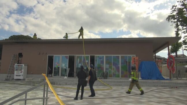 「訓練だと思い外に出たら煙が出ていた」ラクナはくい横の商業施設で火災　けが人なし　石川・羽咋市|TBS NEWS DIG