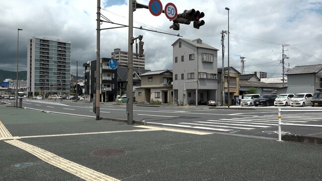 【強盗傷害事件】20代女性が後ろへひねり倒され…財布を奪われてけが 犯人は走って逃走、深夜の高知市の路上で|TBS NEWS DIG