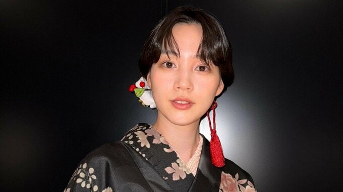【 のん 】 「黒い着物好きです」　ファンクラブ新年会イベント　艶やかな着物姿を公開|TBS NEWS DIG