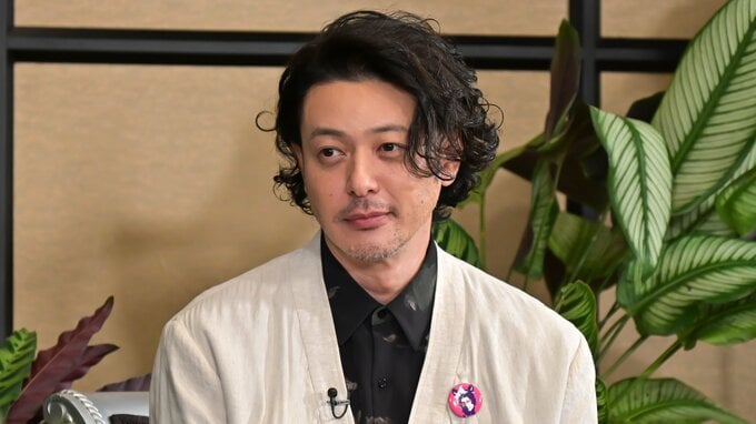 信念の人・オダギリジョー「大多数の意見に流されたくない」映画人としての矜持に共感集まる「首がもげるほど頷いた」【日曜日の初耳学】|TBS NEWS DIG