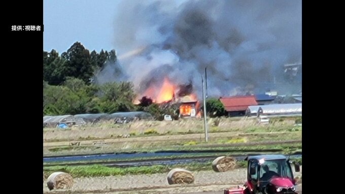 住宅と作業小屋全焼の火災　出火当時畑作業していた住人と連絡取れず　住宅の台所から性別不明の遺体　青森県十和田市|TBS NEWS DIG