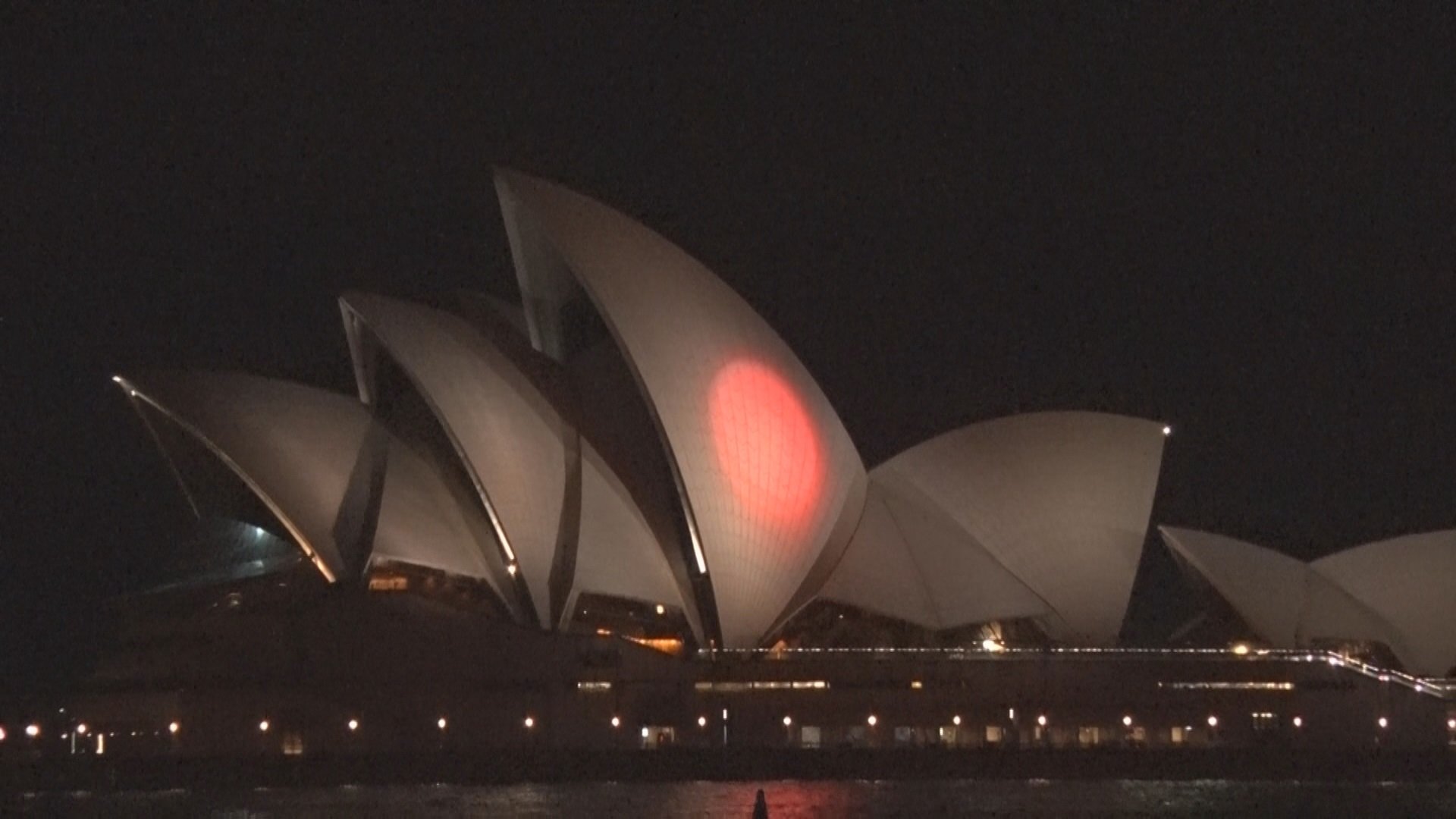 オーストラリア各都市で安倍元総理哀悼のライトアップ 世界遺産 オペラハウス にも日の丸 Tbs News Dig