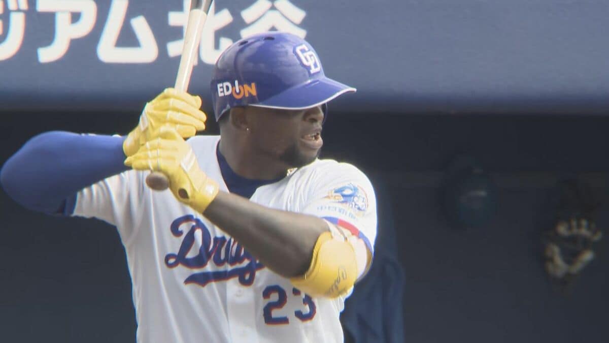 中日サノー、MLB通算164発の新助っ人が来日初安打！待望の本塁打は「次の試合は出るかもしれない。見たときは皆さんびっくりしないでください」