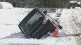 【最強寒波】「雪のわだちにハンドル取られ制御不能に…」車が用水路に転落　男性2人が自力で脱出　|　BSSニュース | BSS山陰放送