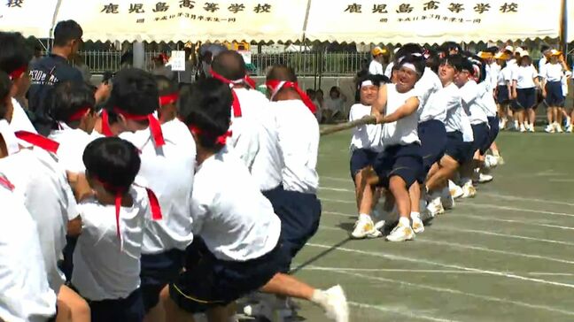 「高校最後...寂しいけど頑張りたい」　鹿児島高校で体育祭　約1600人が熱戦繰り広げる　鹿児島市|TBS NEWS DIG