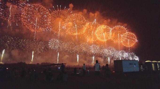 幅500メートルの花火が夜空に！ 伝統の花火を次のステージへ…花火職人が技に込めた思い【令和の匠】　|　山形のニュース│TUYテレビユー山形