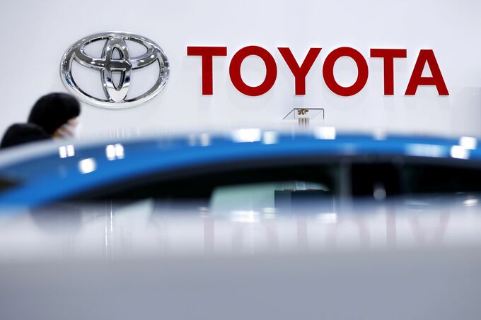 トヨタが初の株主優待、スマホ決済アプリ残高やレースチケット