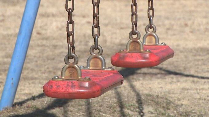 児童虐待　昨年度の相談2212件　過去2番目の多さ　心理的虐待が半数近く　山梨県|TBS NEWS DIG