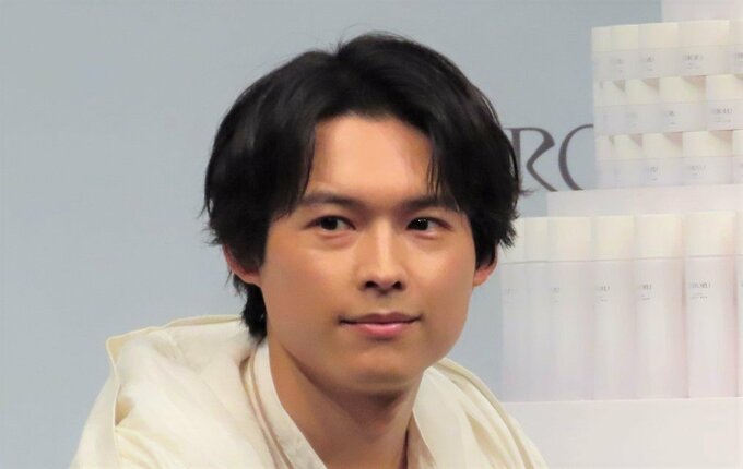 【 SixTONES・松村北斗 】　自分の肌に「見とれる」ことがあると告白　肌荒れに悩んだ過去を振り返り「こんなに悩みがない肌になった」|TBS NEWS DIG