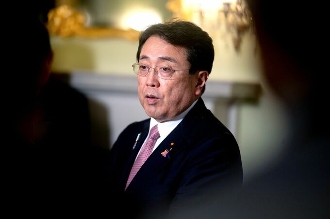 赤沢再生相「一刻も早く大統領令を」、米関税引き下げ－予算委理事懇