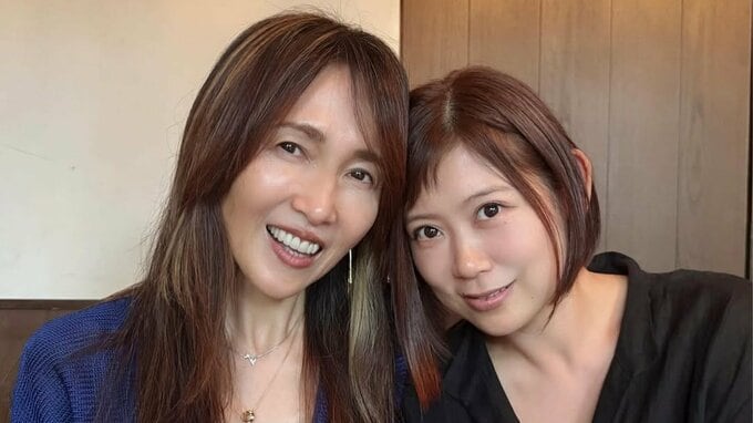 【 工藤静香 】　絢香さんと２ショット　「初めて出会ったのは何歳の時だっけ？」「色々な思いが溢れ、何だかうるうるしてしまったよ」|TBS NEWS DIG