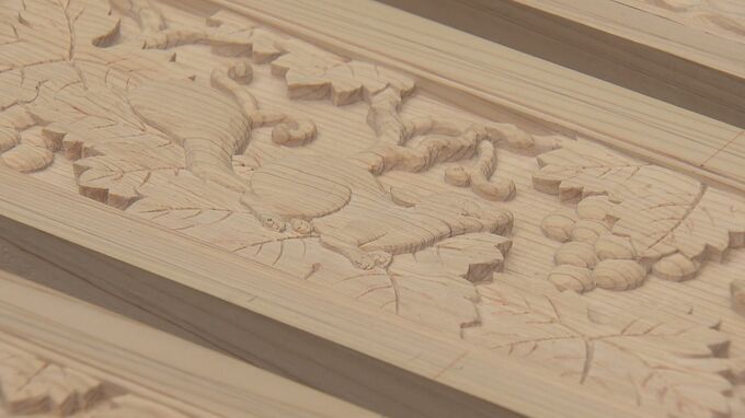 首里城再建へ　県立芸大の教員が作成した「羽目板」搬入|TBS NEWS DIG