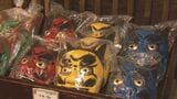 おかげ横町で毎月1日恒例の「朔日朝市」 早起きして氏神様をお参り 伊勢神宮の参拝者らで賑わう 節分用の豆や鬼の面なども販売 | 名古屋・愛知・岐阜・三重のニュース【CBC news】 | CBC web