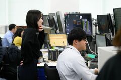 債券は下落へ、米長期金利上昇やあすの5年債入札に向けた売りが重し| TBS CROSS DIG with Bloomberg