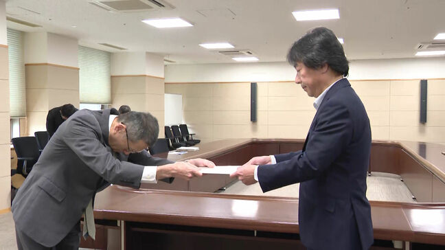 三重の手袋、最も内側の「綿手袋」の汚染が原因か 玄海原発・作業員の内部被ばく 九電が再発防止策を佐賀県に説明|TBS NEWS DIG