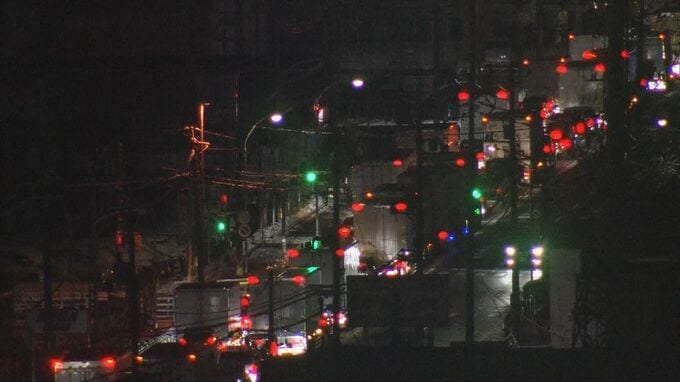 山口県岩国市の国道２号で渋滞…大雪による山陽道通行止めなどの影響　（3日午前5時半時点）　|　山口のニュース・天気・防災｜tys NEWS｜ｔｙｓテレビ山口