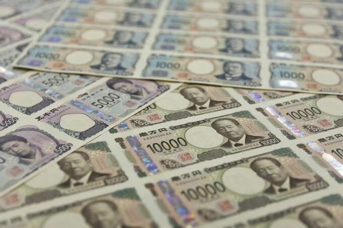 円が対ドルで一時152円14銭に上昇、高市氏発言に反応－円買い続かず