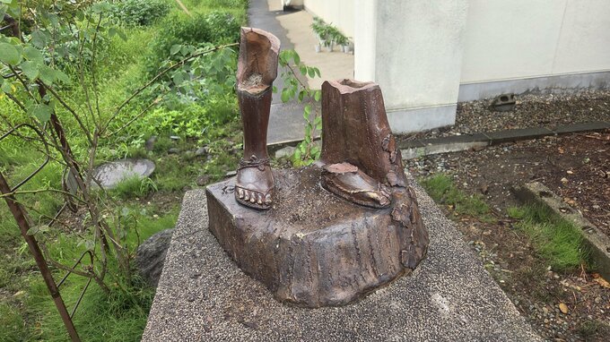小学校の二宮金次郎像が地震で破断　像は撤去　再建か、台座も撤去するかは今後検討　盛岡市　|　IBC NEWS | IBC岩手放送