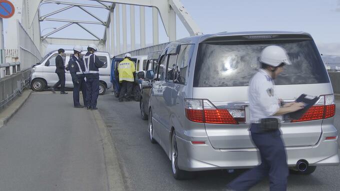 県道の跨線橋で車5台が関係する事故　重軽傷3人　現場は一時通行止めに　青森市　|　青森のニュース│ATV NEWS│青森テレビ