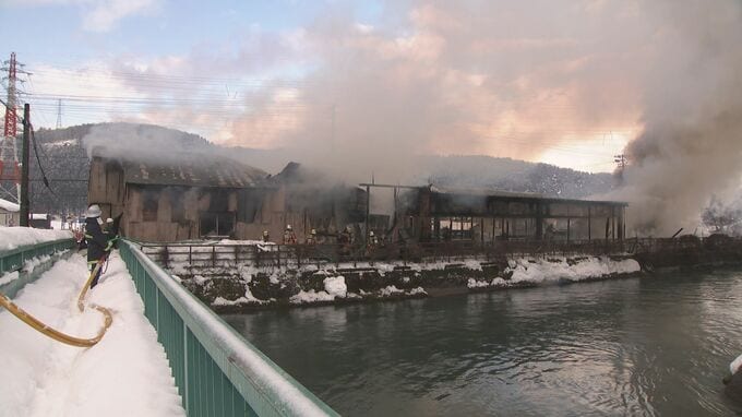 木材倉庫から「黒煙が上がっている」 けが人なし 石川・白山市|TBS NEWS DIG