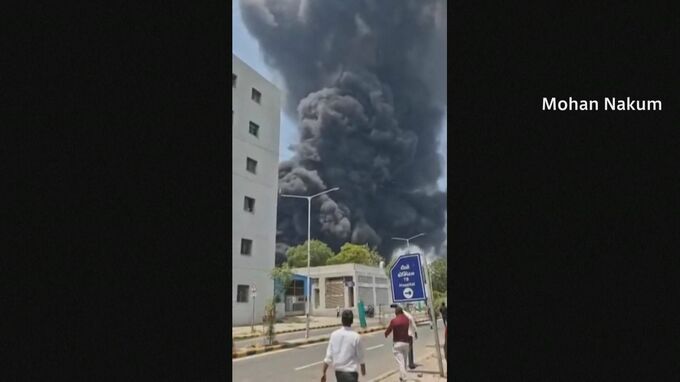 エア・インディア機が墜落　機体はボーイング787型“ドリームライナー” 大規模事故は初　インド西部の市街地に墜落(13日01:07更新)|TBS NEWS DIG