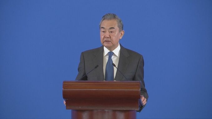 中国外相　新興国との団結を強調
